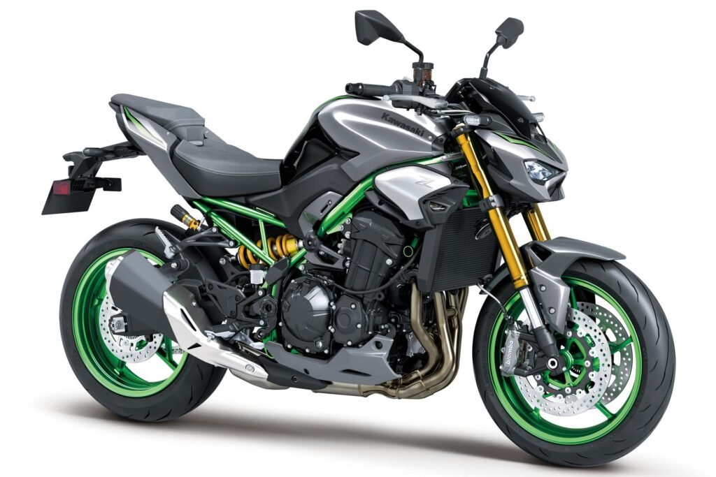 Kawasaki Z900 Specs, Top Speed & Performance