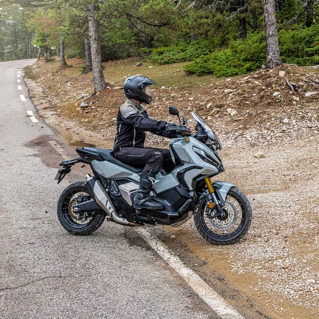 Honda X-ADV Specs, Top Speed & Review