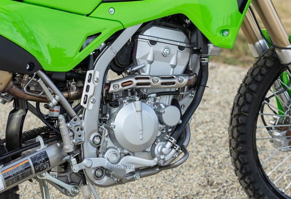 Kawasaki KLX300 Specs, Top Speed & Review