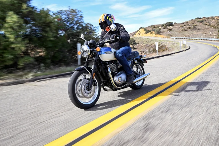 Triumph Bonneville T120 Top Speed, Specs & Review