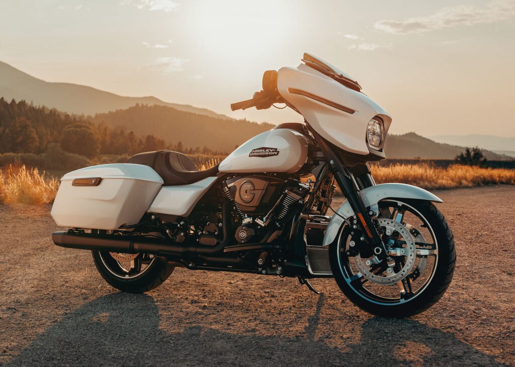 Harley-Davidson Street Glide Specs, Top Speed & Review