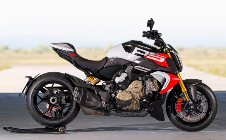 Ducati Diavel V4 Top Speed, Specs & Review