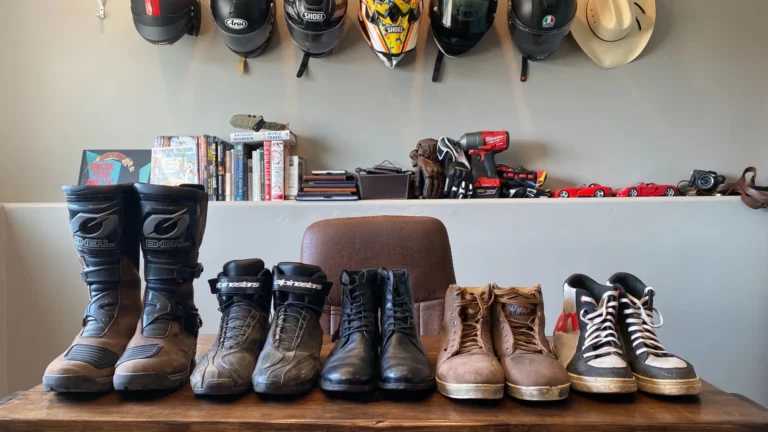 how to choose motorcycle boots fmbmotogear
