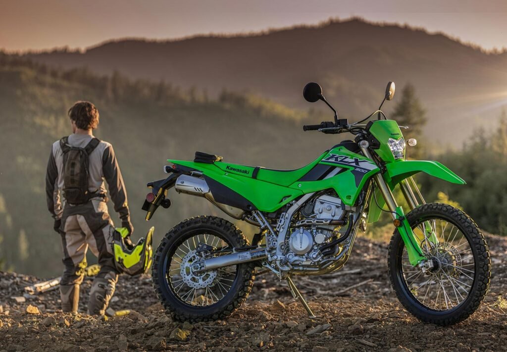 Kawasaki KLX300 Specs, Top Speed & Review