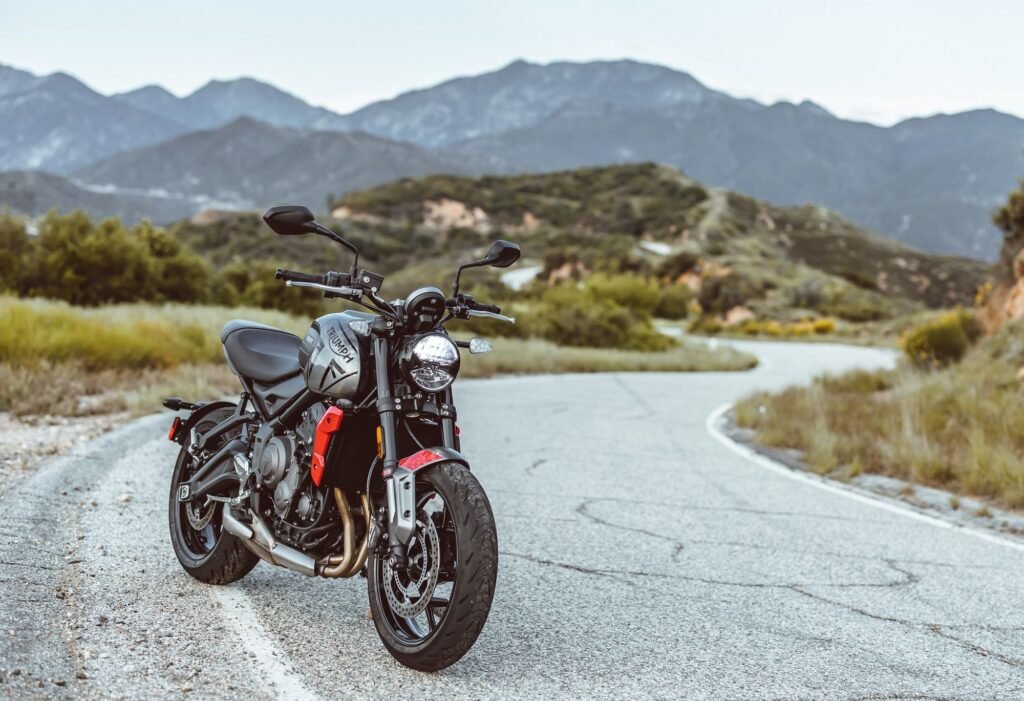 Triumph Trident 660 Top Speed, Specs & Review