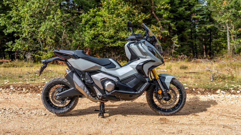 Honda X-ADV Specs, Top Speed & Review