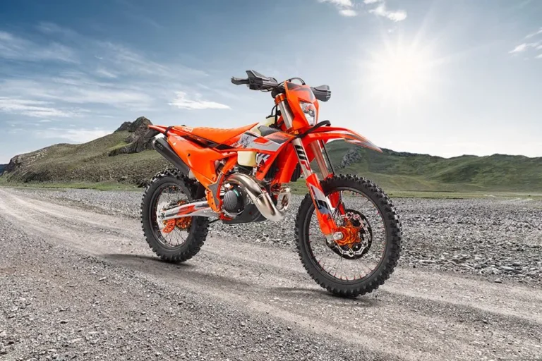 KTM EXC 300 Top Speed, Specs & Review