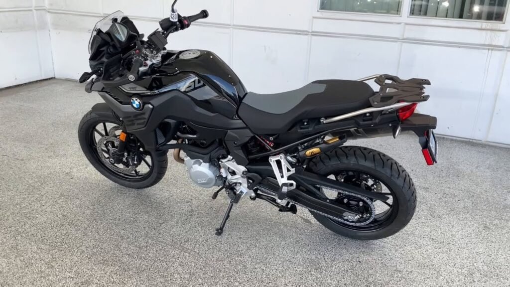BMW F750GS Specs, Top Speed & Review | 853cc ADV Bike